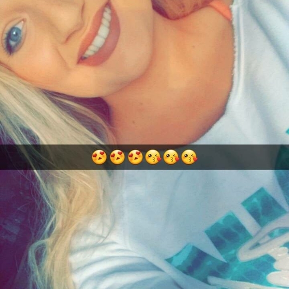 nikki_lee3216